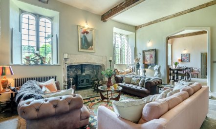 6 Bed in Portishead 1