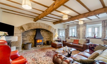 4 Bed in East Morton 9