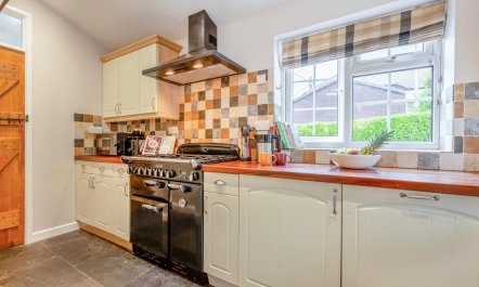 3 Bed in Egloshayle 1