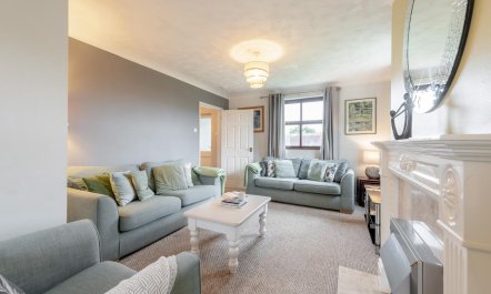 4 Bed in Dihewyd 8