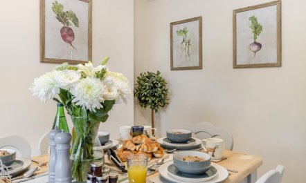 3 Bed in Guist 9