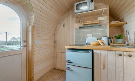 1 Bed in Widegates 7