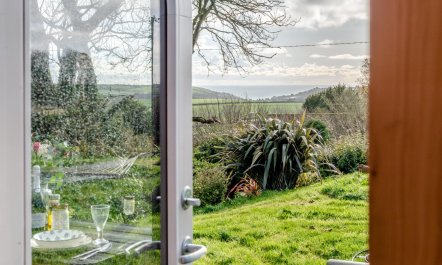 1 Bed in Widegates 5