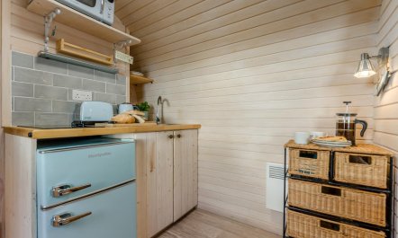 1 Bed in Widegates 6