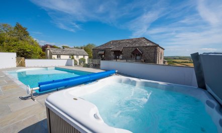 3 Bed in Marhamchurch 3