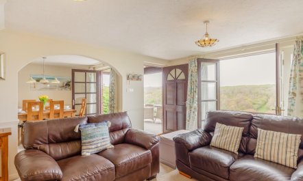2 Bed in Looe 2