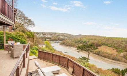 2 Bed in Looe
