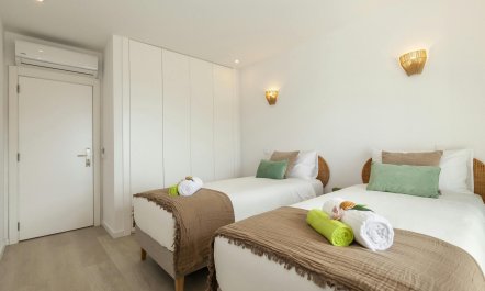 Coastal Vista Locale 9