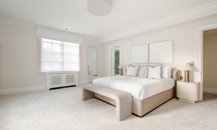 The Regal Quarters 7