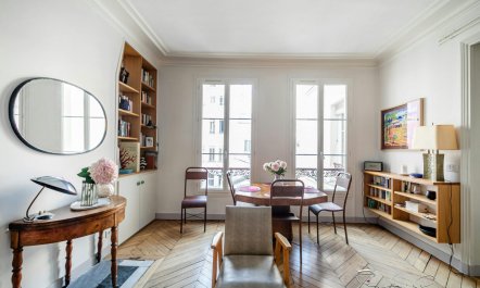 Parisian Perspective 4