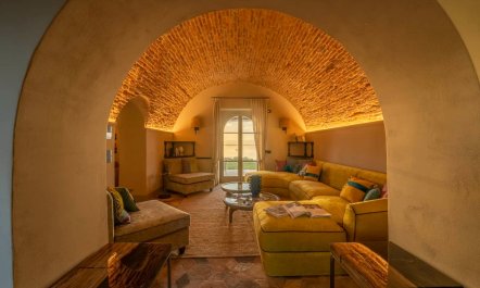 Lake Trasimeno Retreat 4