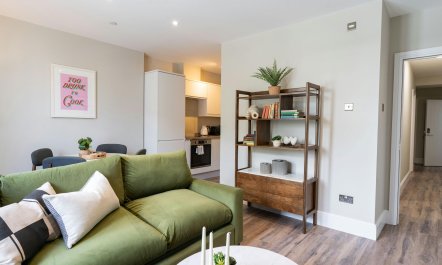 The Clifton Charmer 2