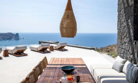 Grecian Dawn Embrace 6