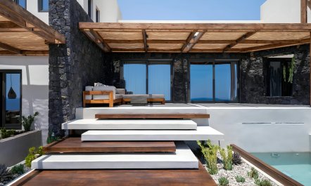 Grecian Dawn Embrace 4