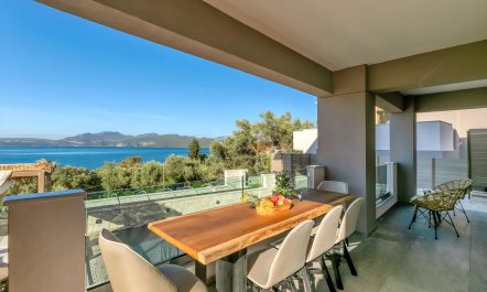 Mountain & Sea Vistas 0