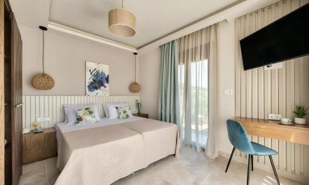 Gentle Cypress Crest 8