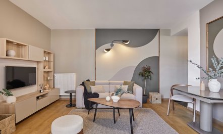 A Moment in Auteuil 2