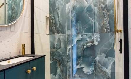 The Georgian Beauty 6