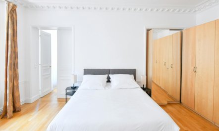 The Gilded Parisian 9