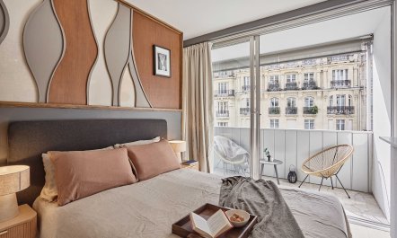 Mornings in the Sixteenth 8