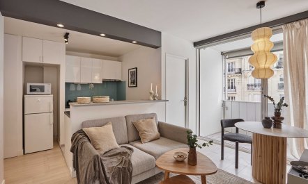 Mornings in the Sixteenth