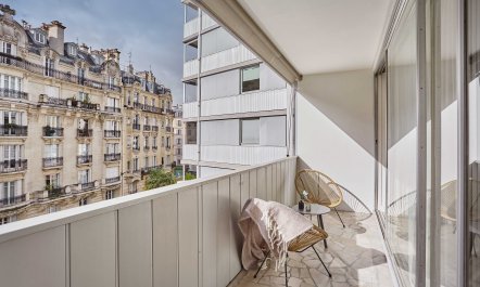 Mornings in the Sixteenth 1