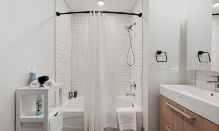 Charming Chicago Charm 7