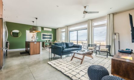 Lady of The Lemons 1