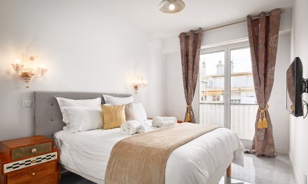 Sunset on the Promenade 8