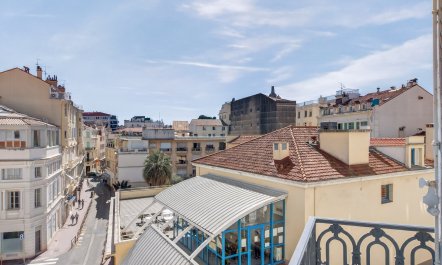 Cinema At&eacute;lier 2