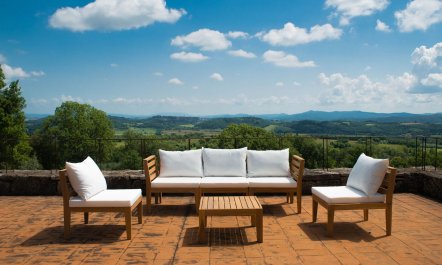 Charming Green Acre 5