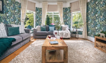 Victoria of the Lakes 4