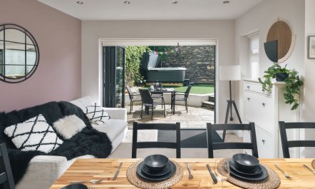 Victoria of the Lakes 8