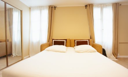 The Parisian Scene 6