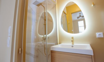 The Parisian Scene 7