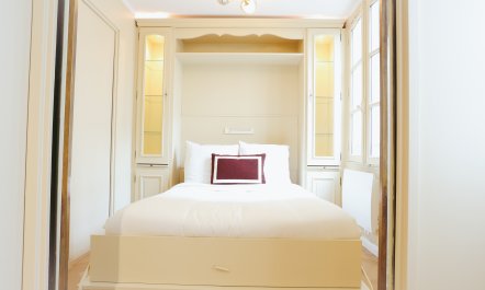 The Parisian Scene 9