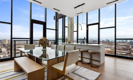 Chicago Chateau 4