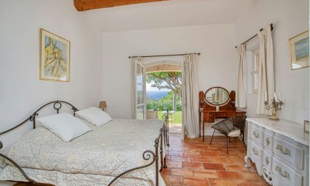 The Oaks & The Palm 7