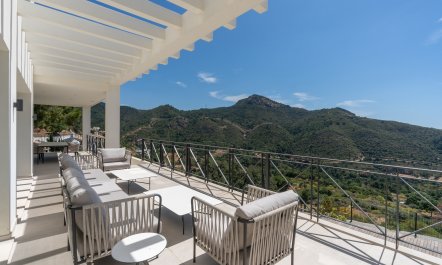 Andalusian Paradise 4