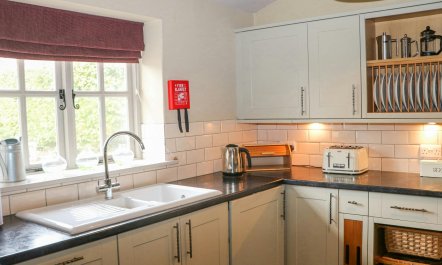 The Shooting Lodge 7