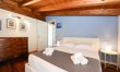 The Garda Vista 9