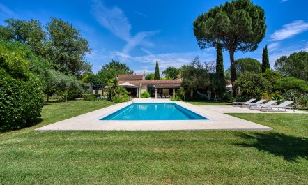 Grimaud Hideaway