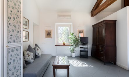 Roman Terrace Garden 8