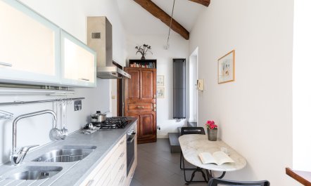 Roman Terrace Garden 5