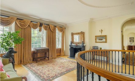 The Quiet Oak 9
