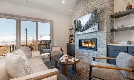 Tranquil Mountain Home