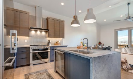 Tranquil Mountain Home 9