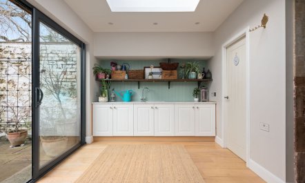 The Garden's Outlook 8