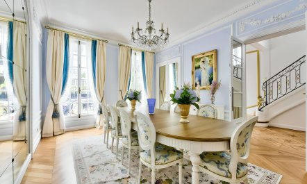 King of Paris 9
