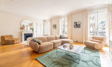 Elegant Avenue Living 7